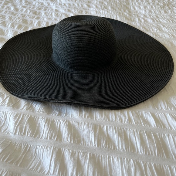 ❤️HOST PICK❤️ NINE WEST Glam Very Wide Brim Black Sun Hat - Picture 13 of 15